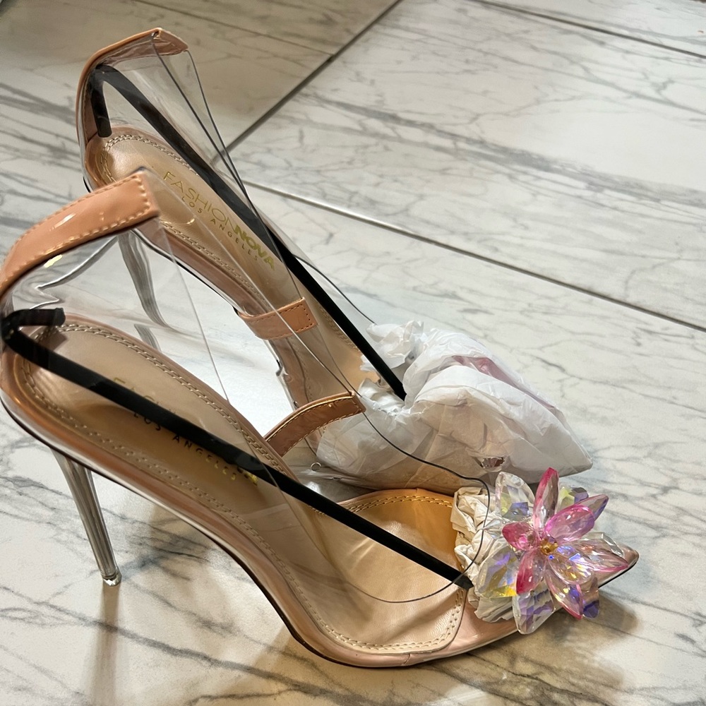 Fashion, nova heels, size 10